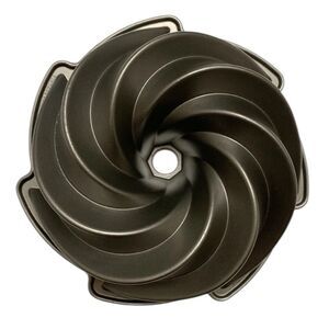 Nordic Ware Vintage Swirl Bundt Cake Pan Mold Cast Aluminum 8 Cups Made in USA